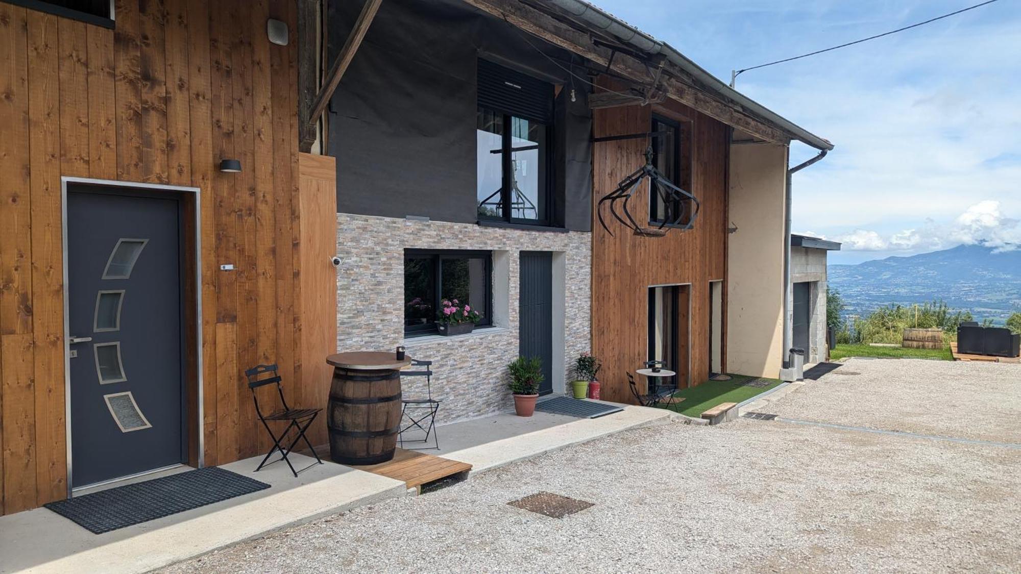 Domaine De La Griffe - Chambres D'Hotes "Roche Parnal" La Roche-sur-Foron Buitenkant foto